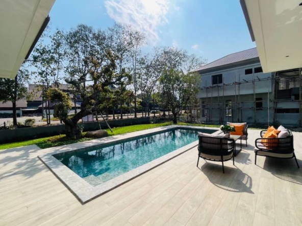 Luxury Pool Villa Model style for Sale in Green Valley project