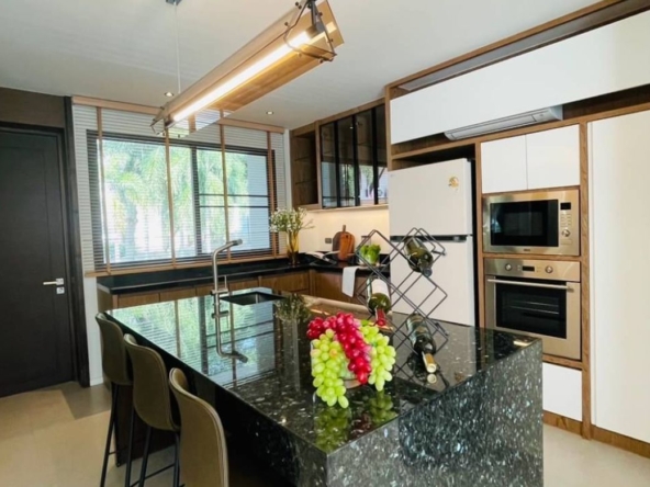 Luxury Pool Villa Model style for Sale in Green Valley project