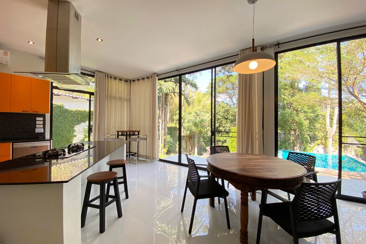 2 bed villa with a private pool for rent in Chang Kian