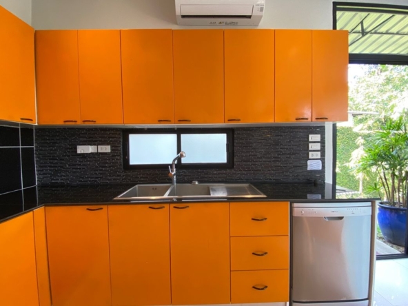 2 bed villa with a private pool for rent in Chang Kian