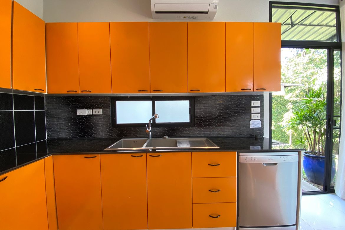 2 bed villa with a private pool for rent in Chang Kian