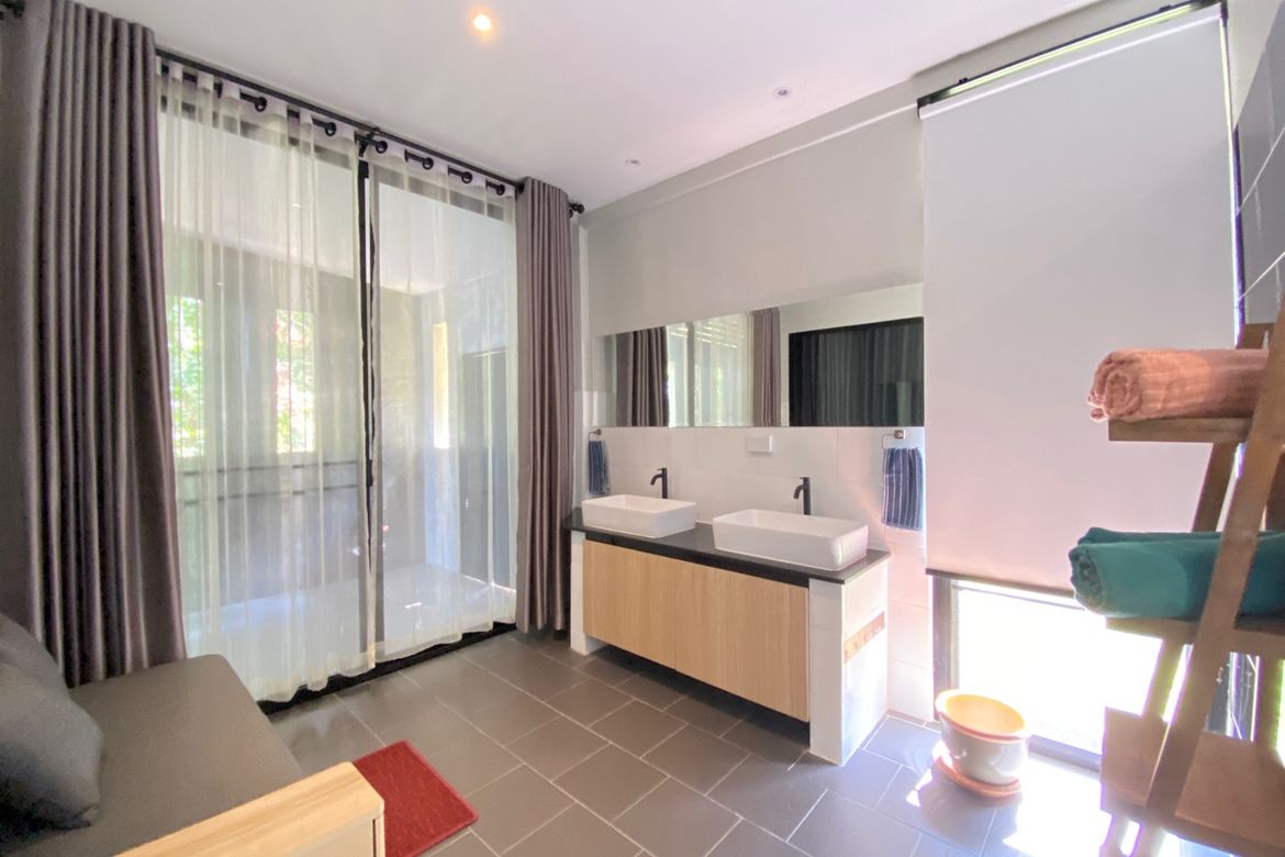 2 bed villa with a private pool for rent in Chang Kian