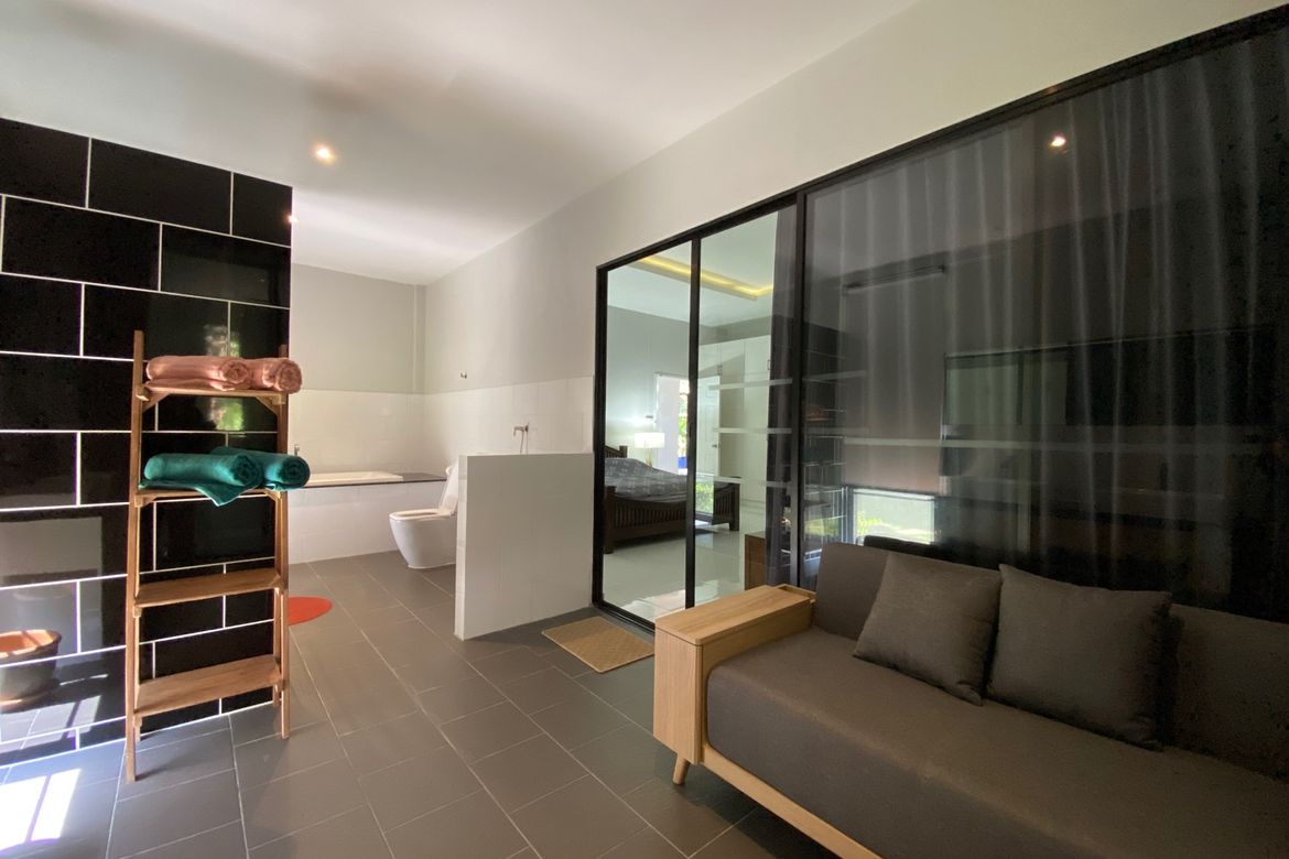 2 bed villa with a private pool for rent in Chang Kian