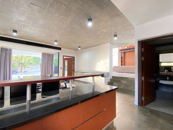 Modern 3 Bedrooms House for Rent in Chang Phuak area