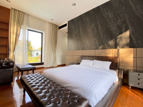 Modern 3 Bedrooms House for Rent in Chang Phuak area
