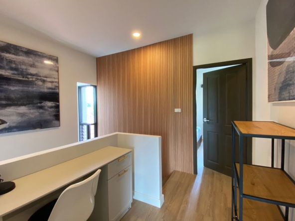 A modern 3 bed house for rent in Muang Chiang Mai-P-PHR977