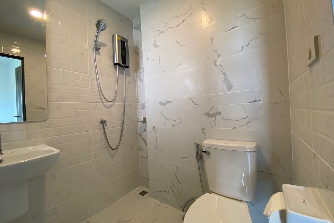 A modern 3 bed house for rent in Muang Chiang Mai-P-PHR977
