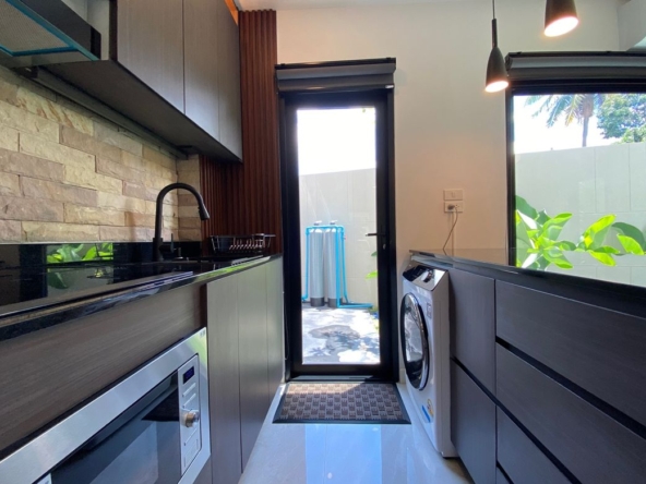 A modern 3 bed house for rent in Muang Chiang Mai-P-PHR977
