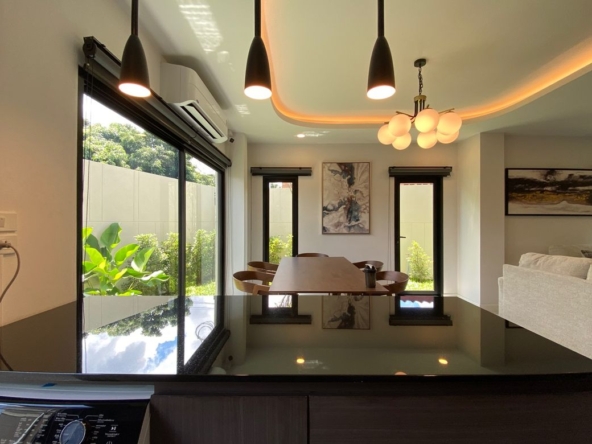 A modern 3 bed house for rent in Muang Chiang Mai-P-PHR977