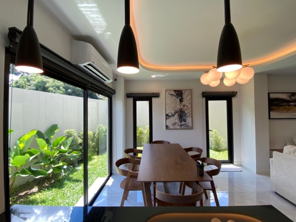 A modern 3 bed house for rent in Muang Chiang Mai-P-PHR977