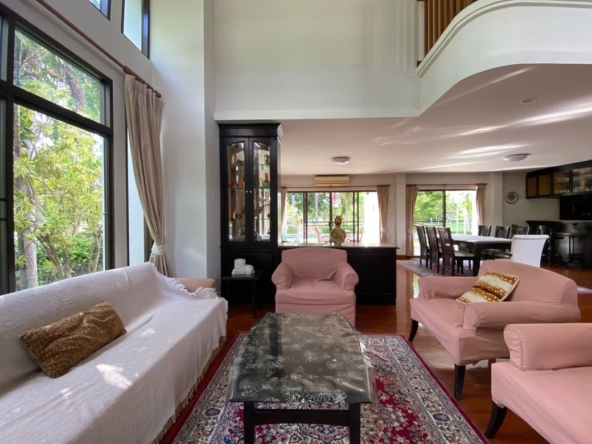 3-Bed Family Home with Private Pool for Rent in San Kamphaeng