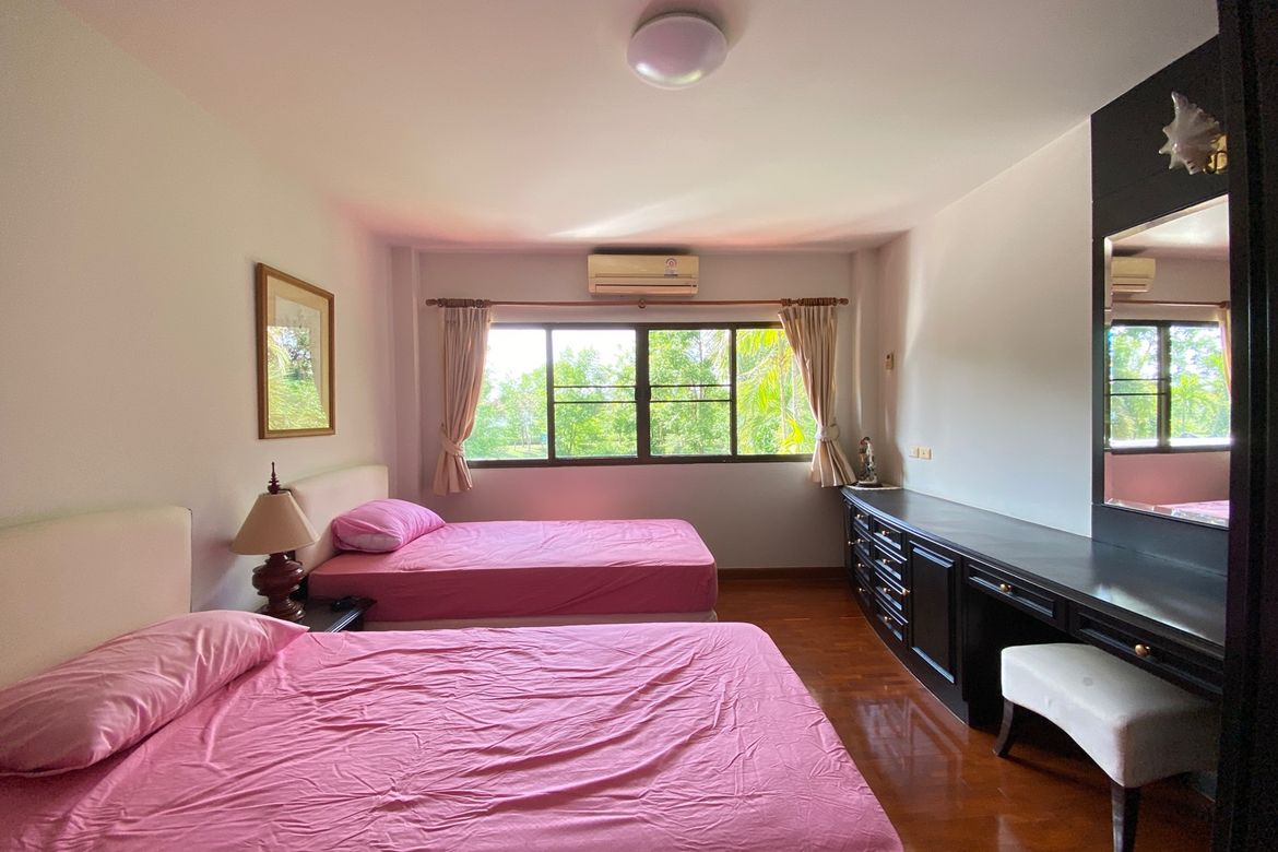 Chiang Mai-P-PHR1136