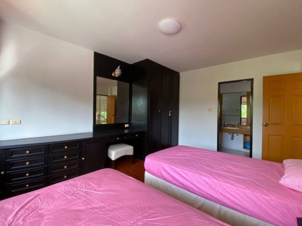 3-Bed Family Home with Private Pool for Rent in San Kamphaeng