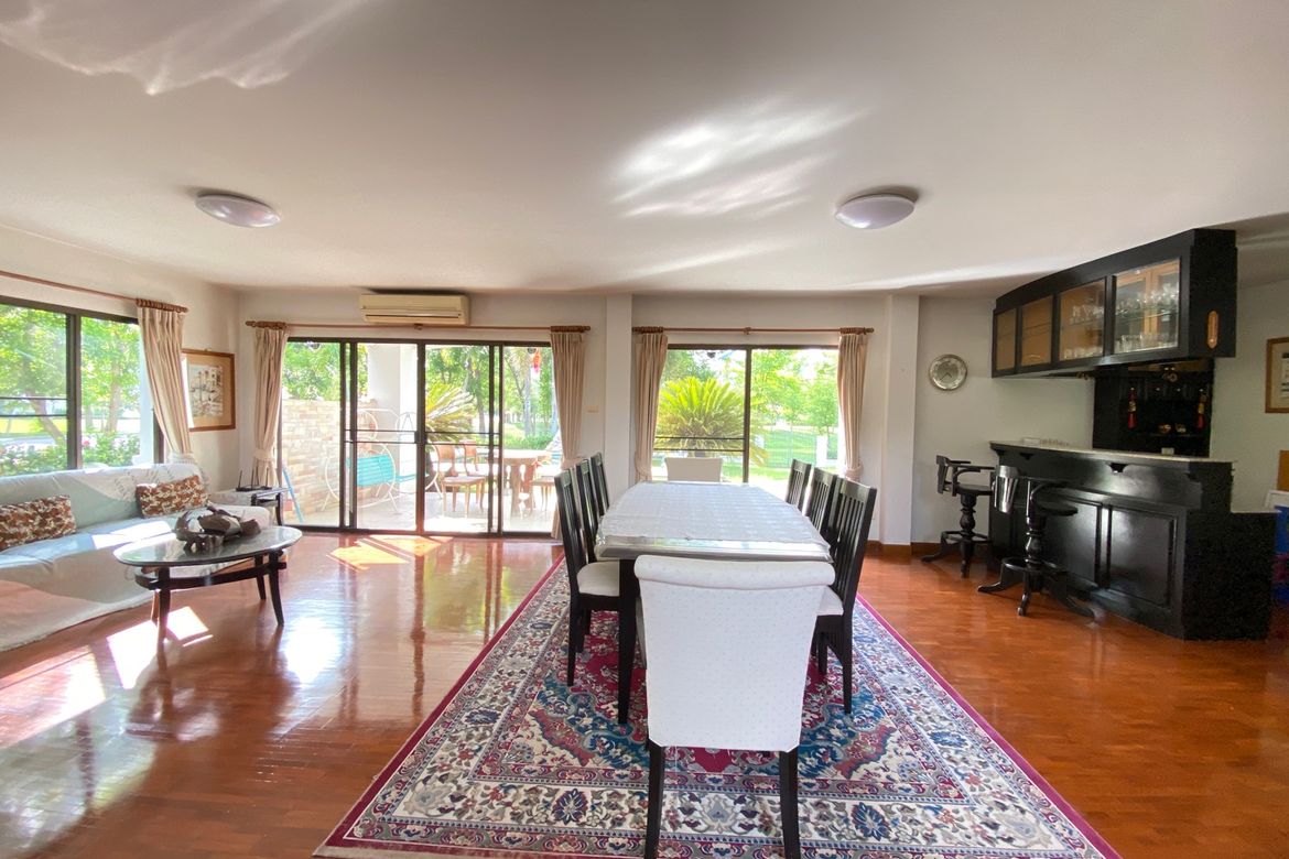 3-Bed Family Home with Private Pool for Rent in San Kamphaeng
