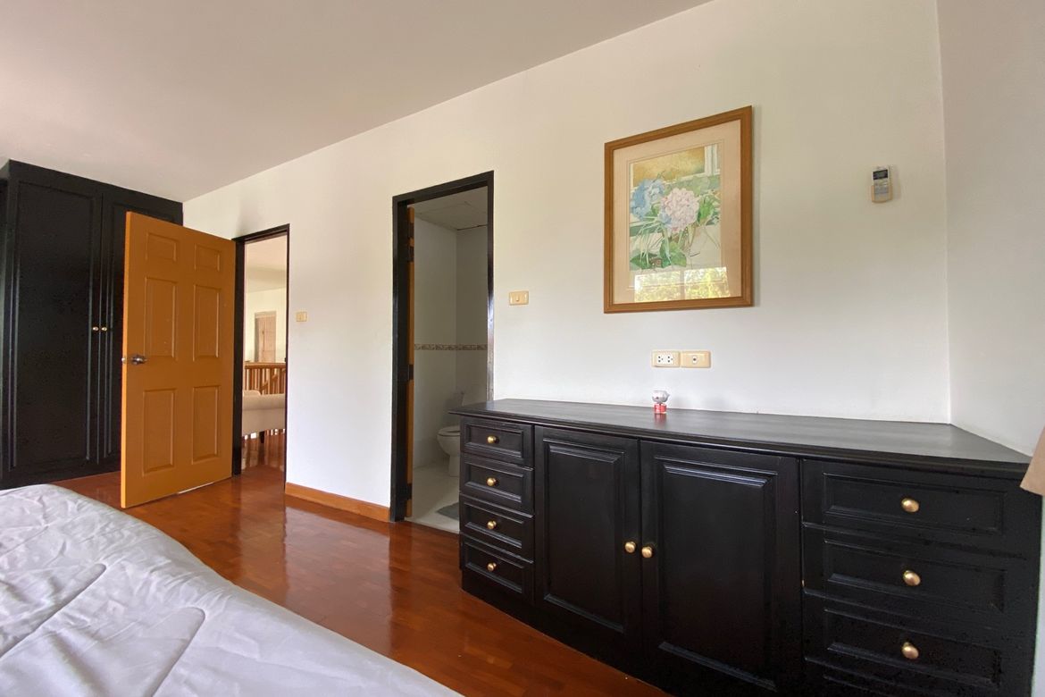 3-Bed Family Home with Private Pool for Rent in San Kamphaeng
