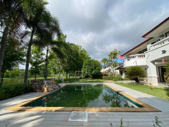 3-Bed Family Home with Private Pool for Rent in San Kamphaeng
