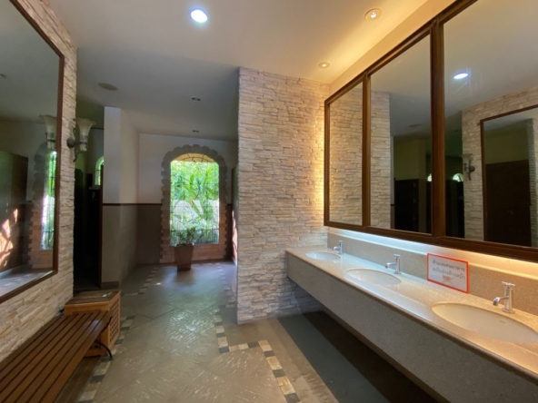 3-Bed Family Home with Private Pool for Rent in San Kamphaeng