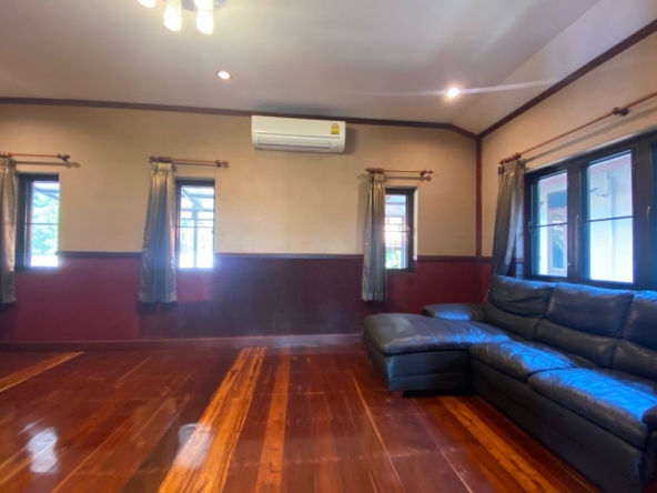 4 bed house for sale in Mae Joe