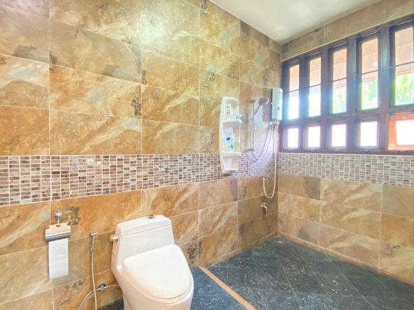 4 bed house for sale in Mae Joe