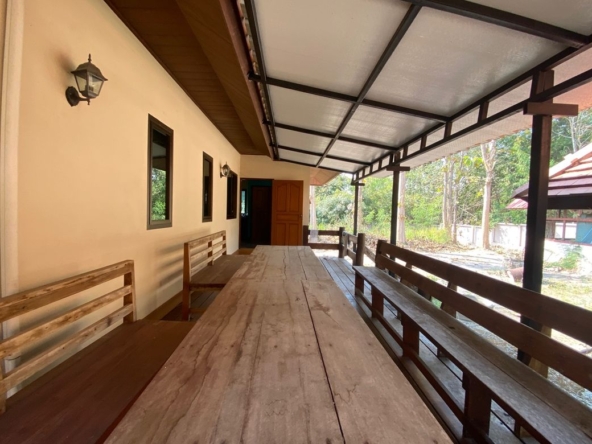 4 bed house for sale in Mae Joe