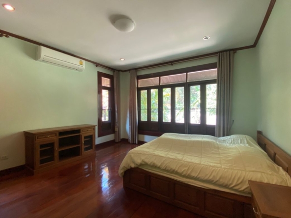 4 bed house for sale in Mae Joe