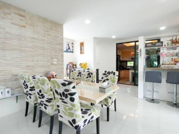 Modern house for Sale / Rent near 89 plaza
