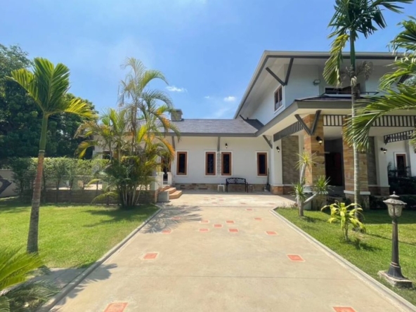 Doi Saket Chiang Mai-CMB-CMB04655