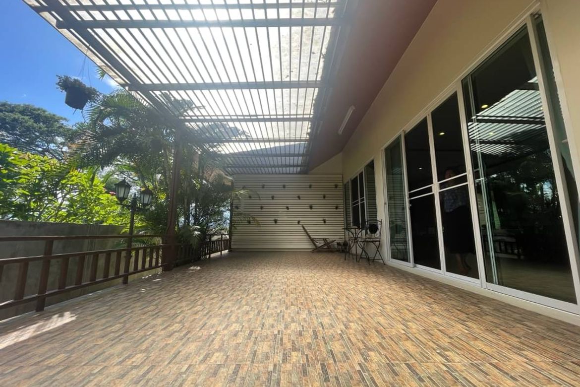 Contemporary style Single story for sale  In a quality project