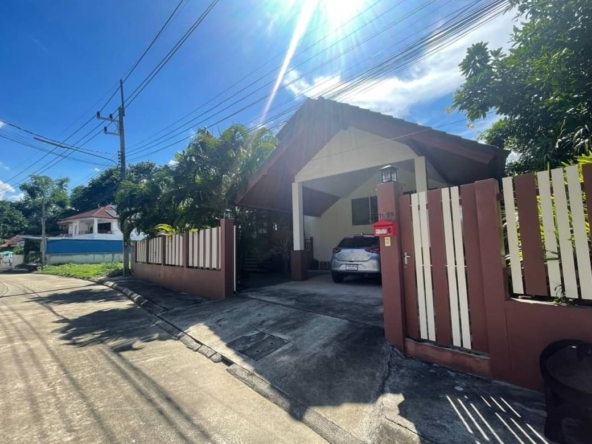 Contemporary style Single story for sale  In a quality project
