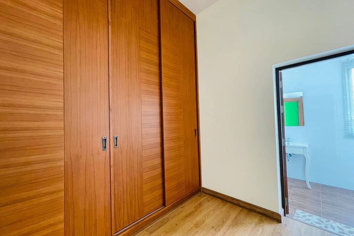 Contemporary style Single story for sale  In a quality project