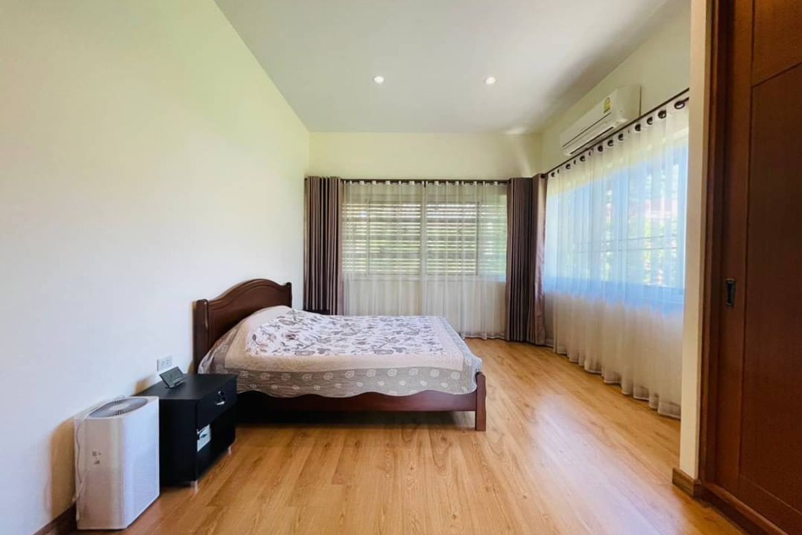 Doi Saket Chiang Mai-CMB-CMB04674