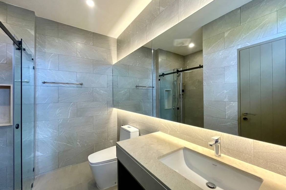 New Release an elegant and luxurious set of 8 two-story luxury villas.-CMB-CMB04752