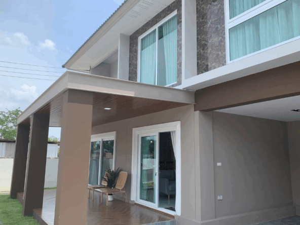 Thanakrit House – Tha Ruea