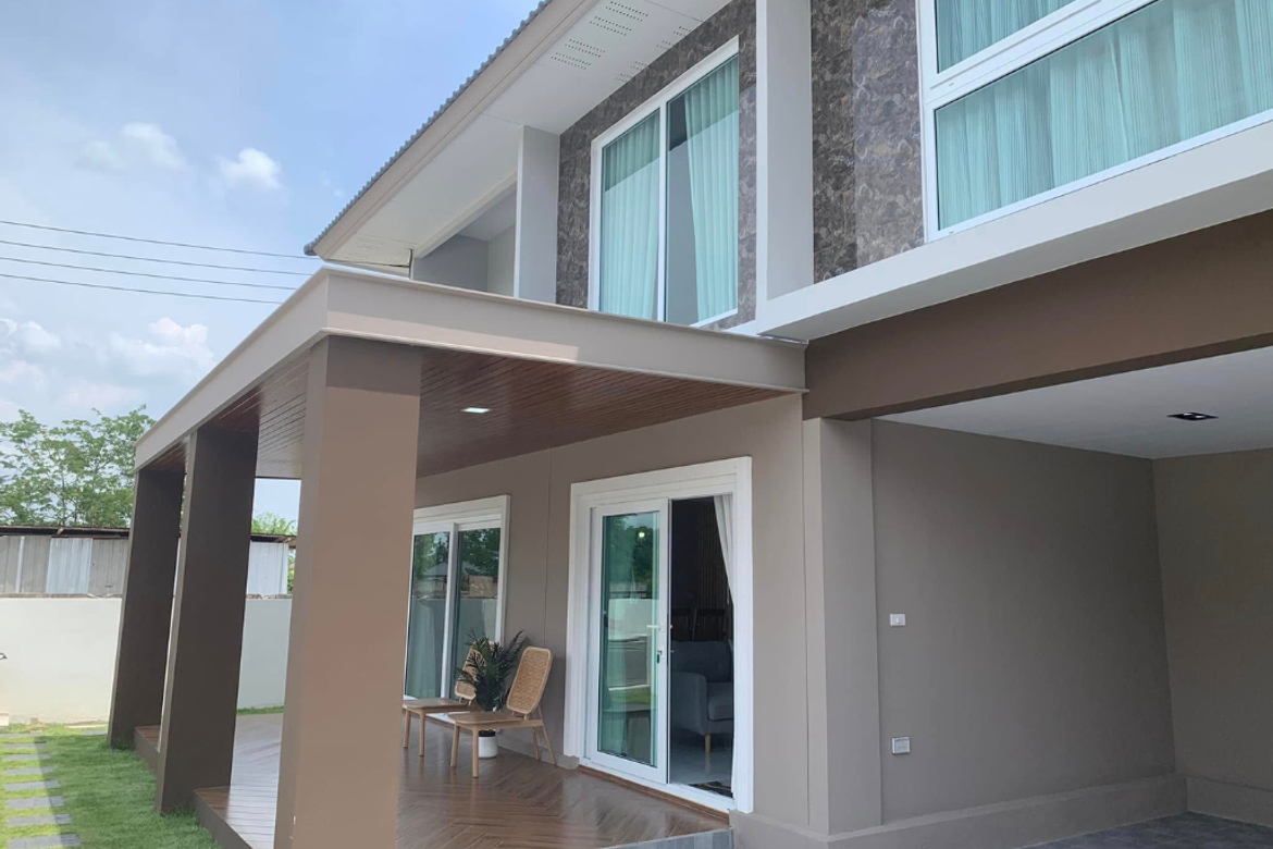 Thanakrit House – Tha Ruea