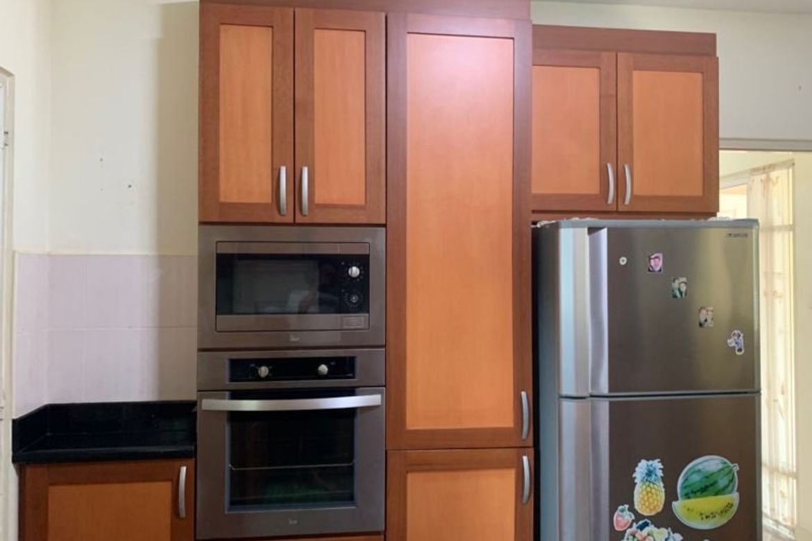 A spacious house 3 bed for sale in Doi Saket