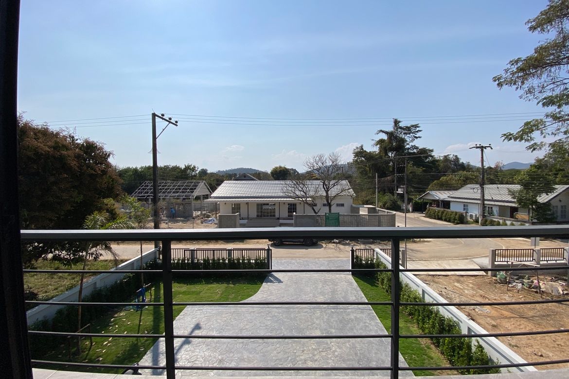 Brand new 3 bed house for sale in Doi Saket