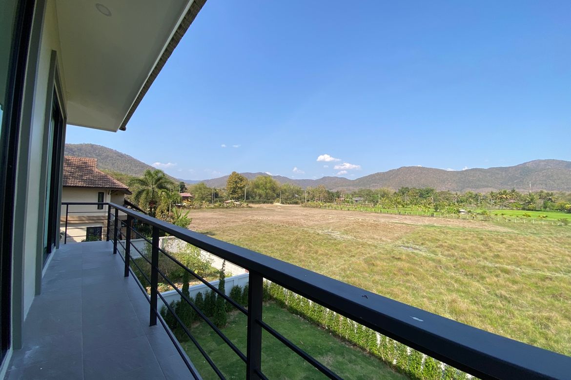 Brand new 3 bed house for sale in Doi Saket