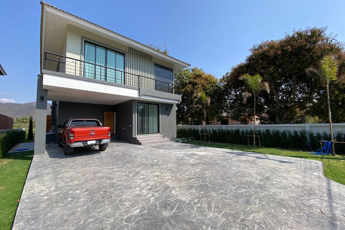 Brand new 3 bed house for sale in Doi Saket
