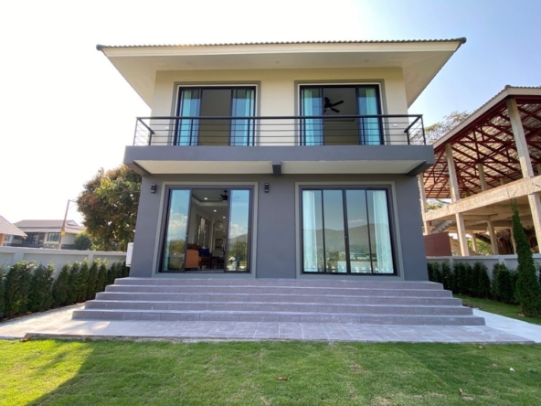 Brand new 3 bed house for sale in Doi Saket