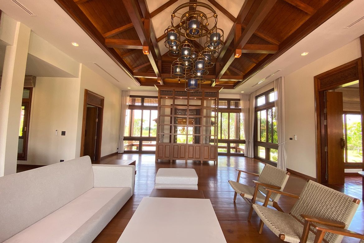 Thai Lanna House Style with pool for sale in Doi Saket