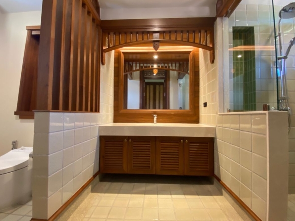 Thai Lanna House Style with pool for sale in Doi Saket