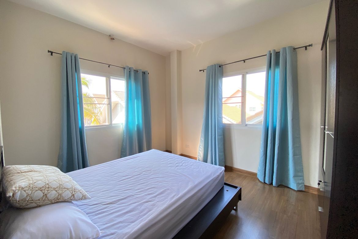 4 Bedroom Pool Villa for Sale in Doi Saket
