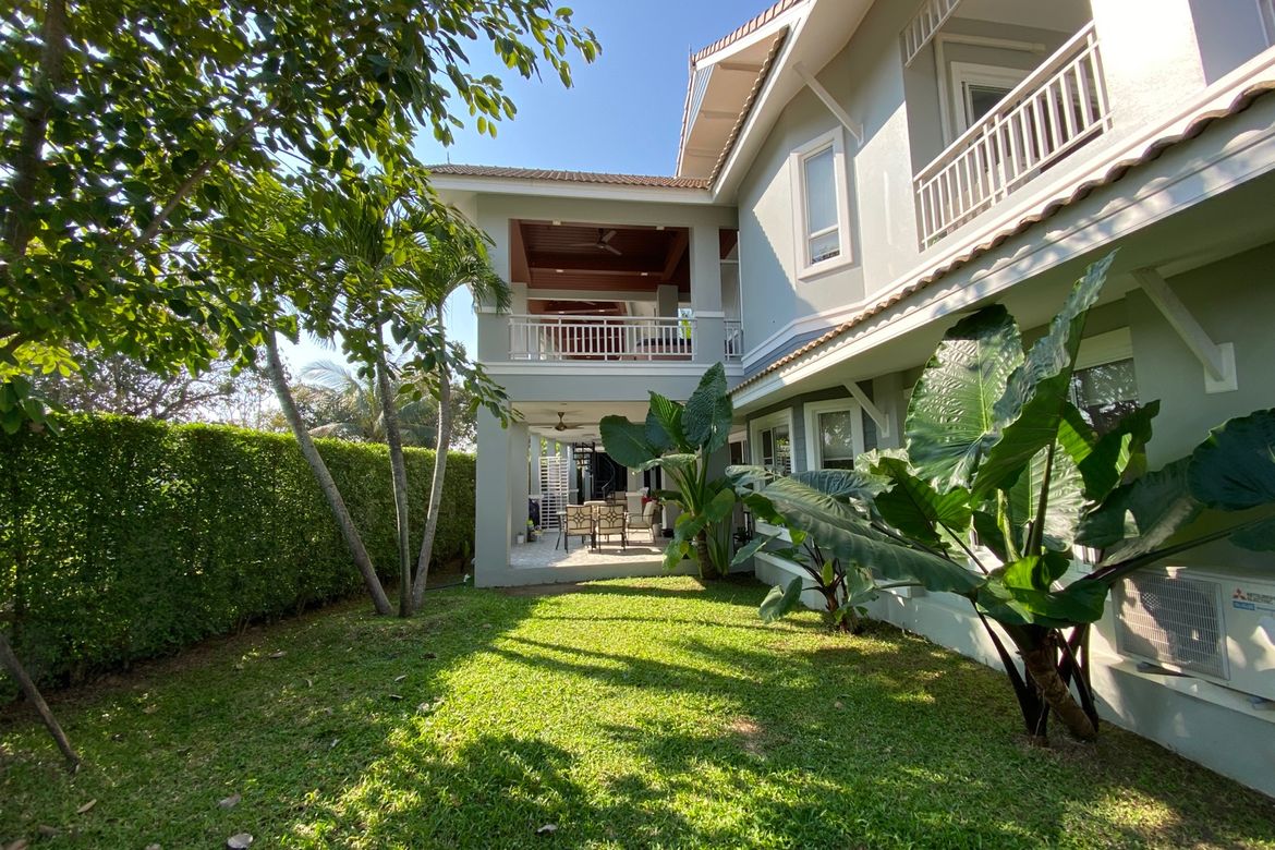 4 Bedroom Pool Villa for Sale in Doi Saket