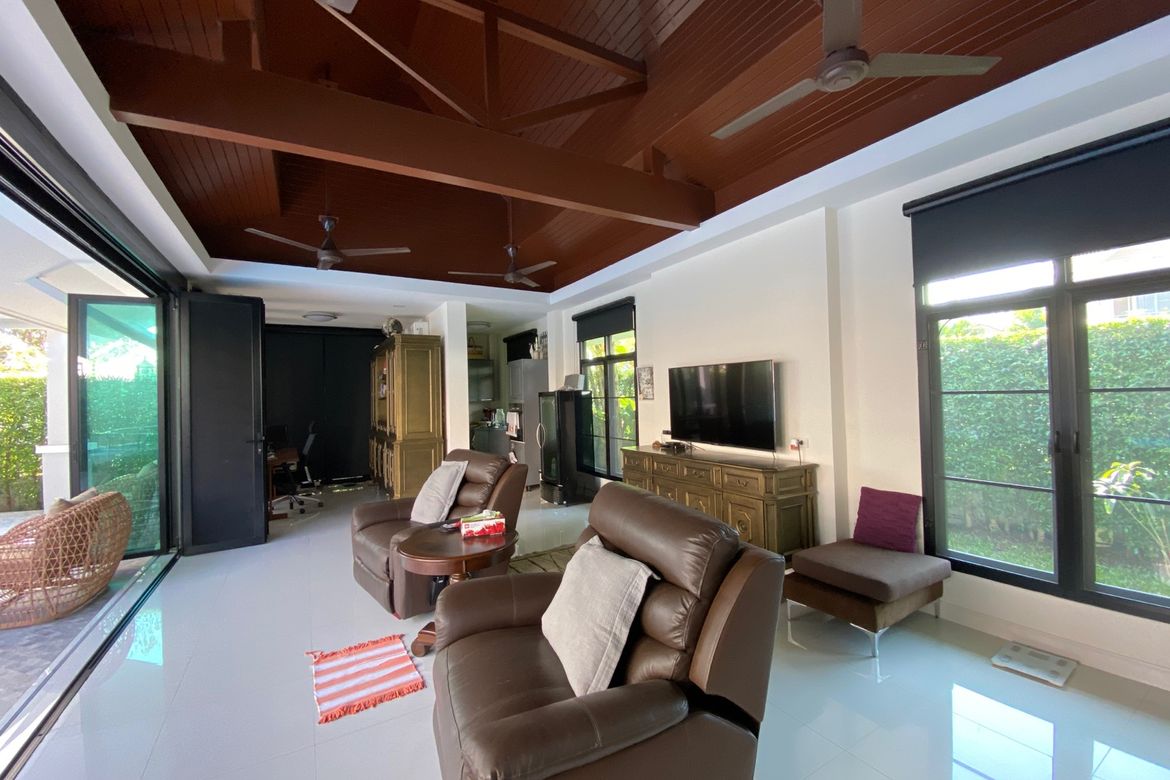 4 Bedroom Pool Villa for Sale in Doi Saket