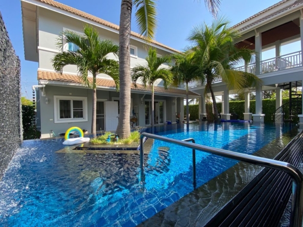 4 Bedroom Pool Villa for Sale in Doi Saket