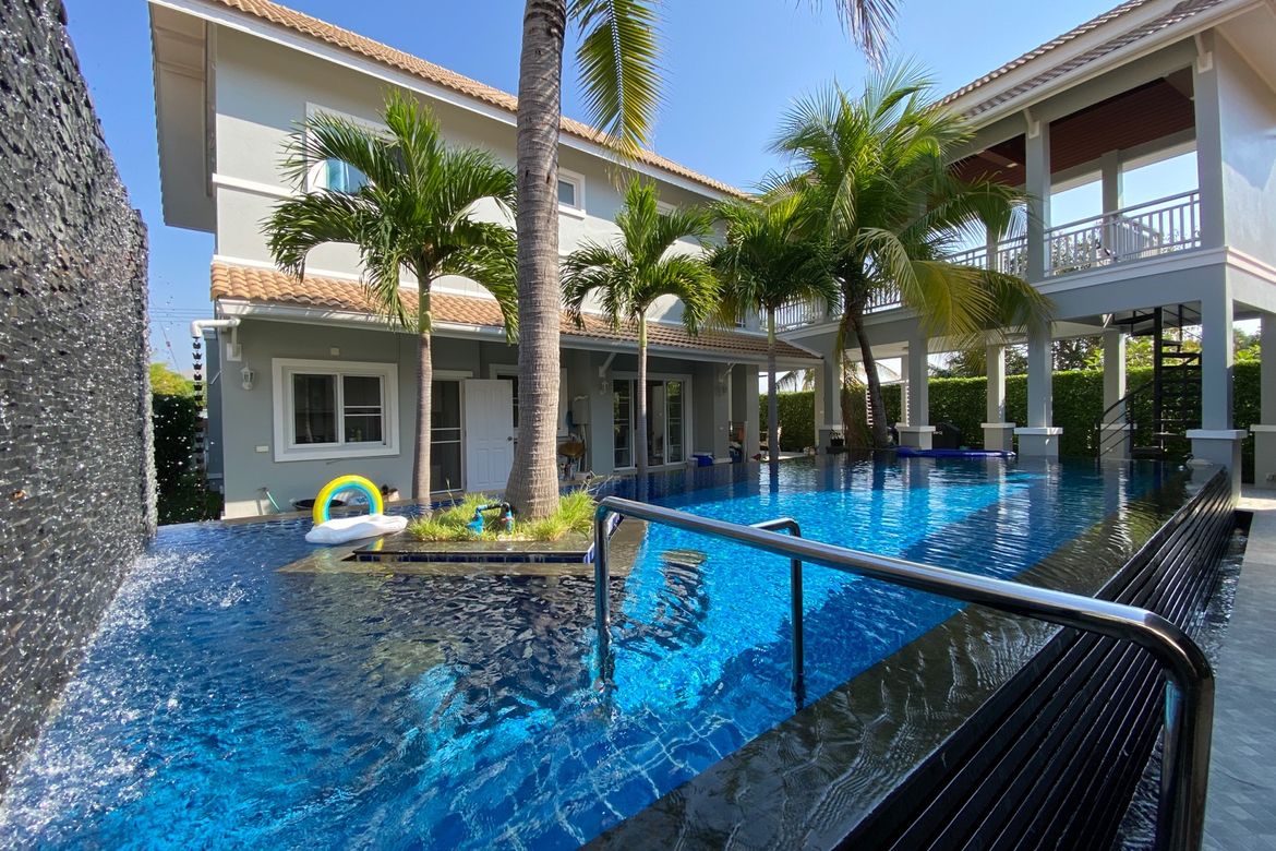 4 Bedroom Pool Villa for Sale in Doi Saket