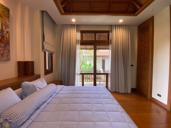 4 Bedroom House for sale-P-PHS996