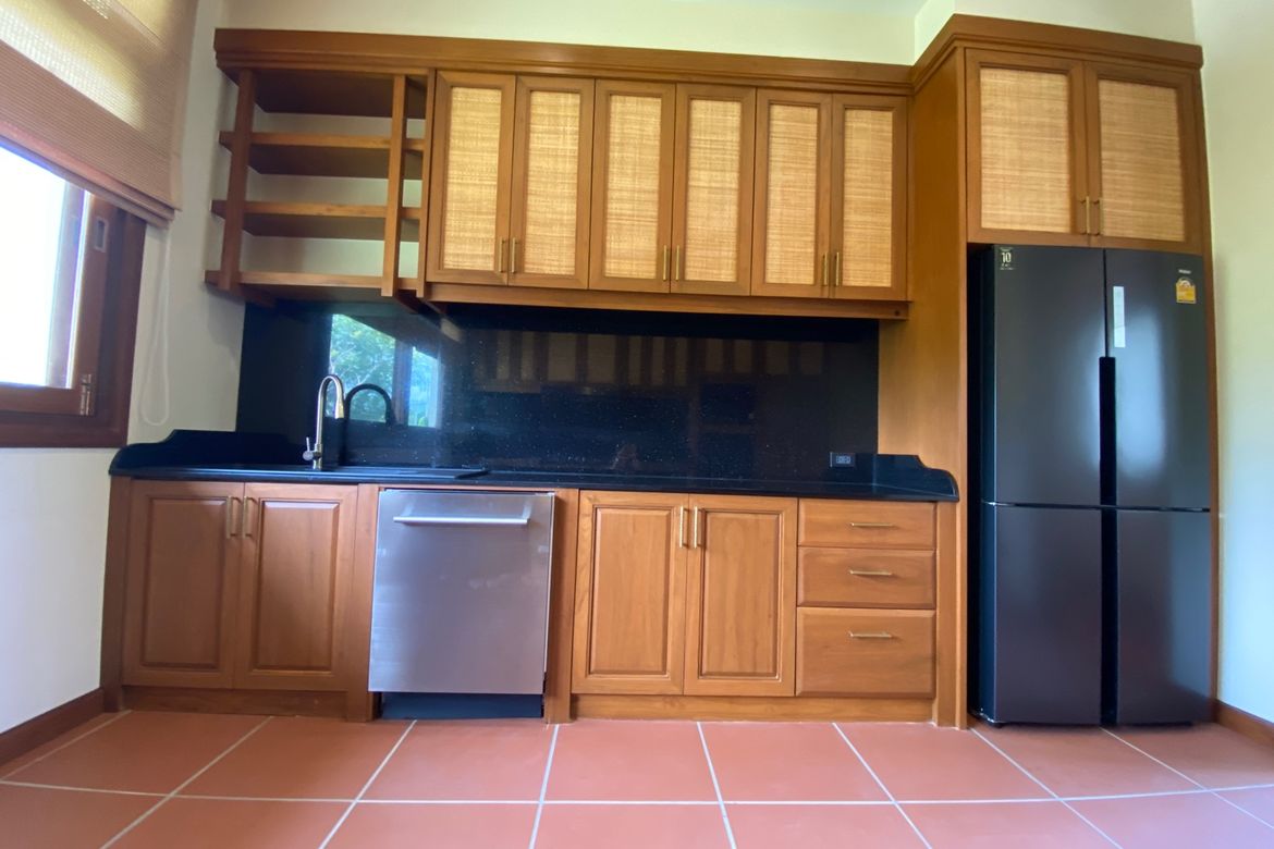 4 Bedroom House for sale-P-PHS996