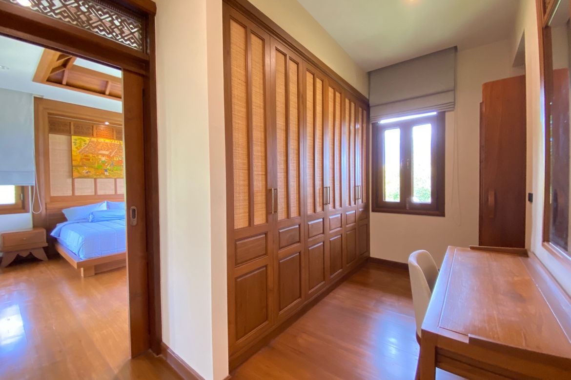 4 Bedroom House for sale-P-PHS996