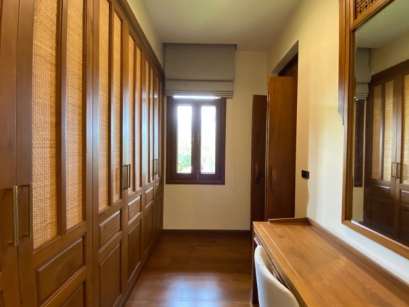 4 Bedroom House for sale-P-PHS996